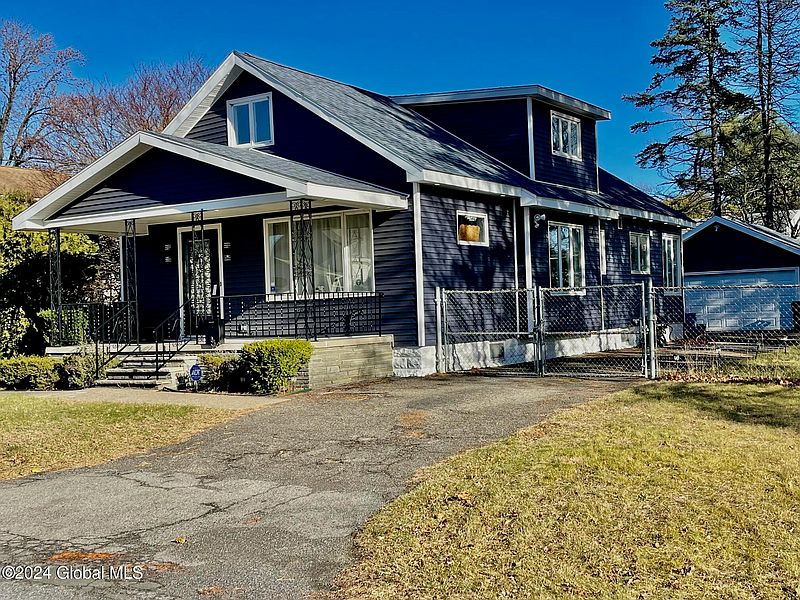 2nd image of 3266 Taylor Street