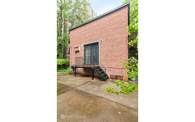 Sold by Douglas Elliman | media 42