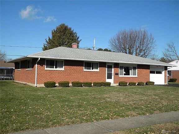 5th image of 534 Redbud Ln