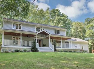 22 Bogtown Rd, North Salem, NY 10560