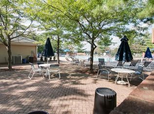 21 Balboa Ln #4005, Franklin Park, NJ 08823