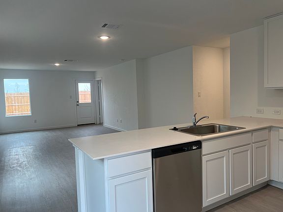 3rd image of 14733 Mudstone Pl