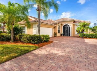5838 Benevento Dr, Sarasota, FL 34238