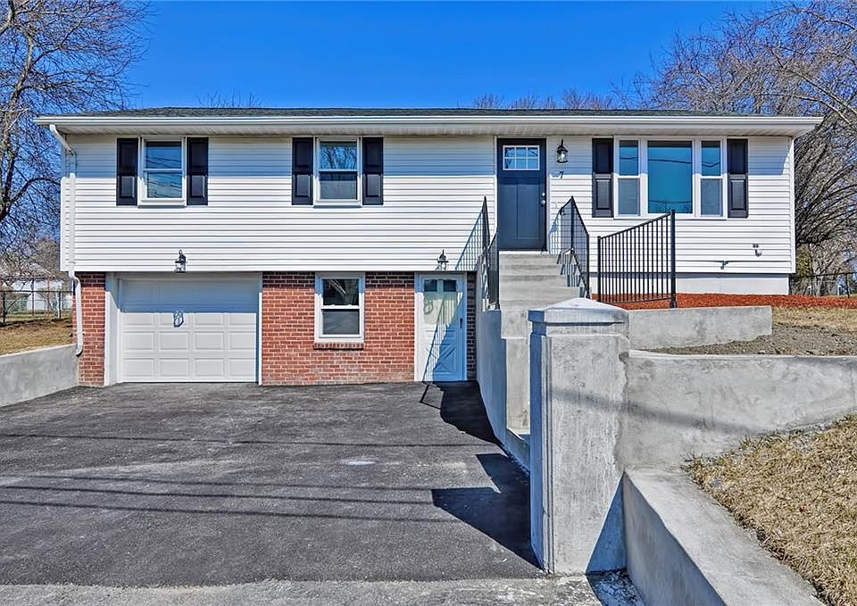 1st image of 7 San Jose Dr
