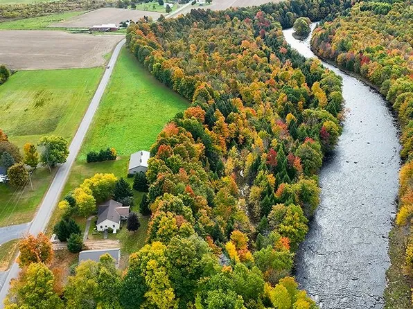 500 Water St, North Lawrence, NY 12967