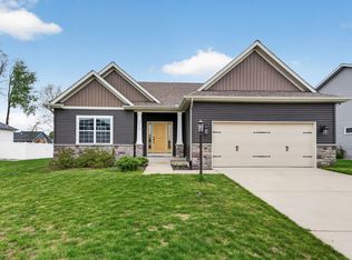54715 Pierre Trails Dr, Osceola, IN 46561