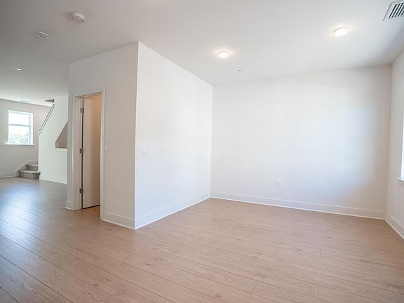 Eat-in Kitchen area
