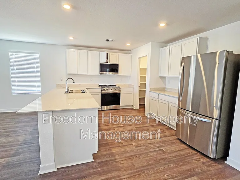 663 E Huyana Wind Dr — Photo 28
