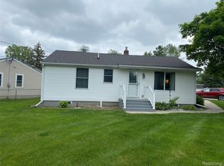 7053 Allegan Dr, Davison, MI 48423
