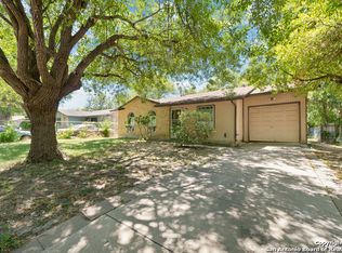 8227 Glen Castle, San Antonio, TX 78239
