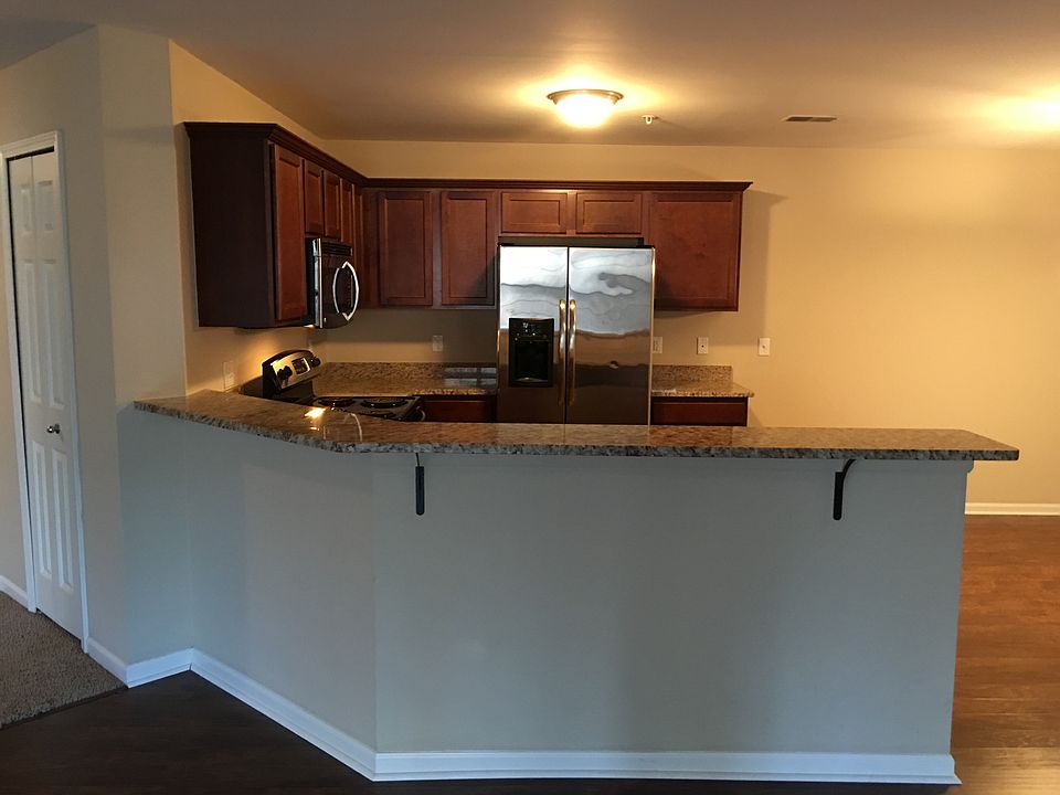 1st image of 11449 N Woods Dr