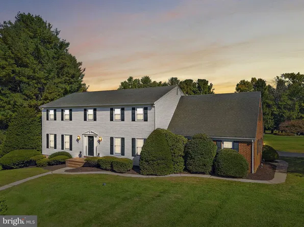 3329 Hazelwood Dr, Fallston, MD 21047