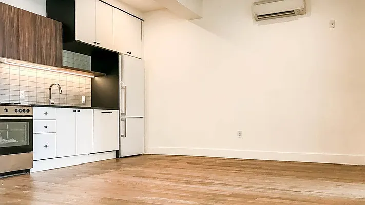Rented by Nooklyn NYC LLC | media 40