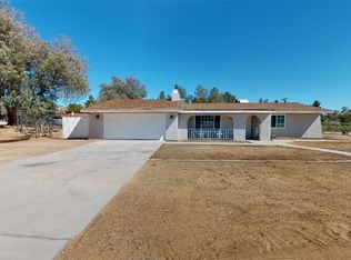 15955 Venango Rd, Apple Valley, CA 92307