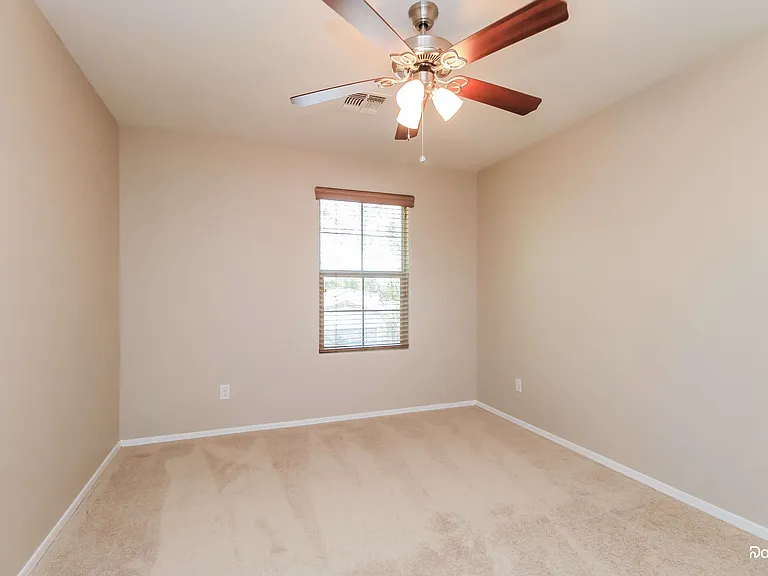 42480 W Santa Fe St — Photo 12