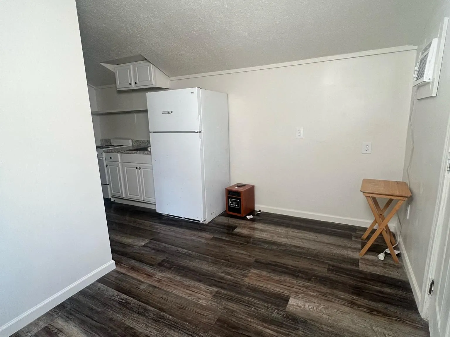 1 bed, 322 sqft, $800 — Photo 4