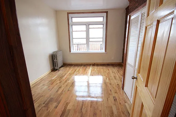 Rented by Landmark Realty & Management | media 18