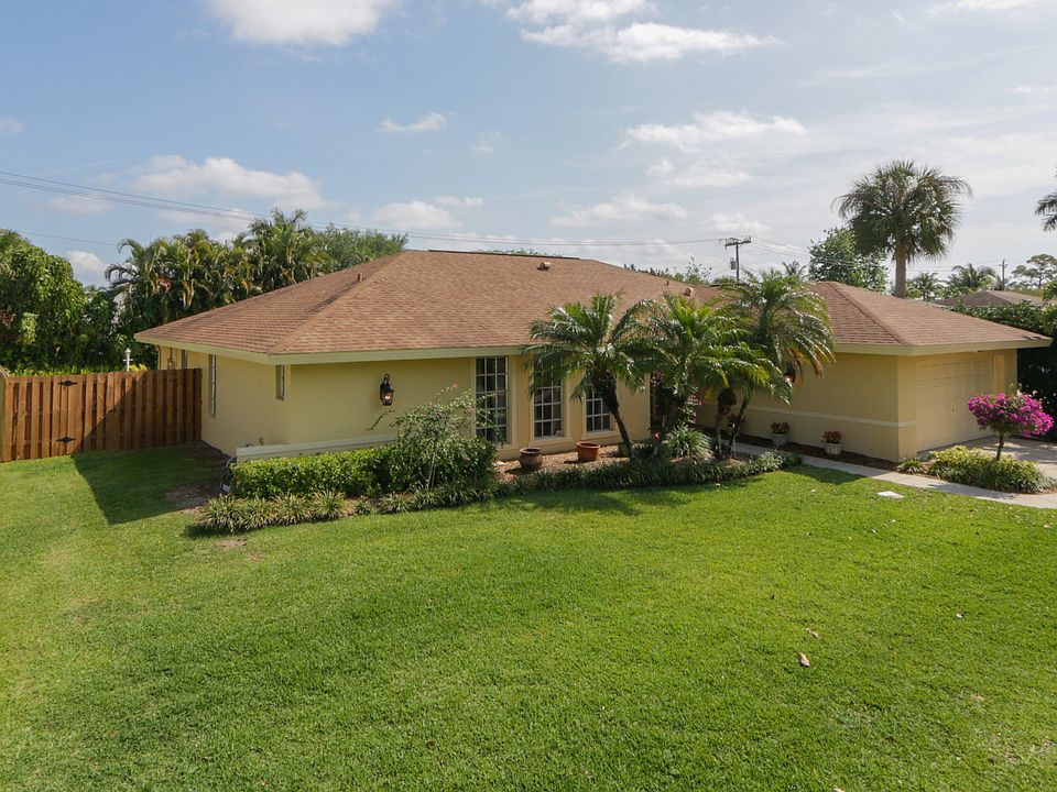 1st image of 1339 Oaklawn Ct