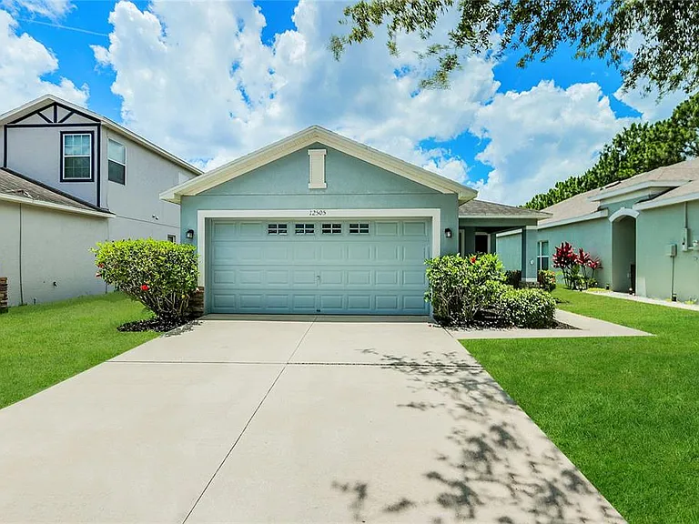 12505 Belcroft Dr — Photo 1