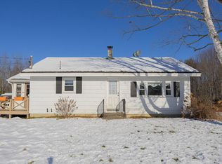 1162 Farmington Falls Rd, Farmington, ME 04938