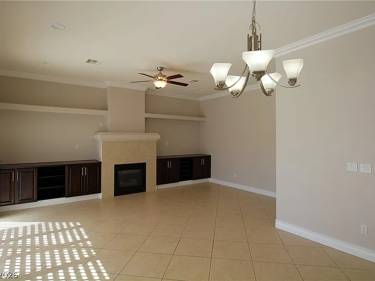 7613 Mooring Ave — Photo 10