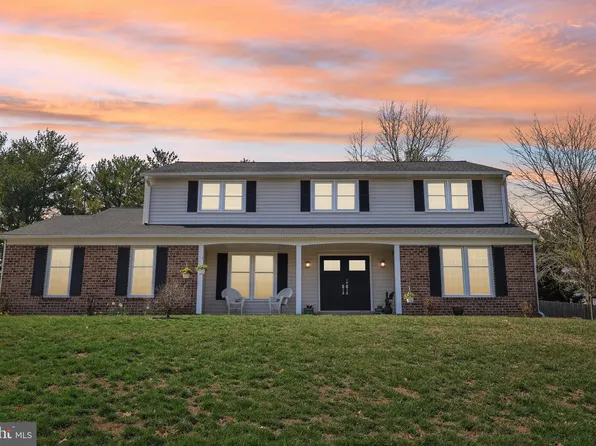 535 Freedom Dr, Yardley, PA 19067