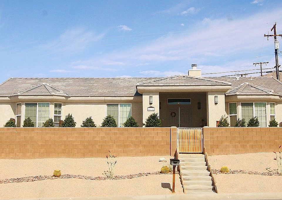 1st image of 66612 Mission Lakes Blvd