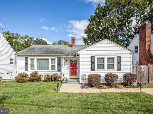 105 Ashby St, Fredericksburg, VA 22401