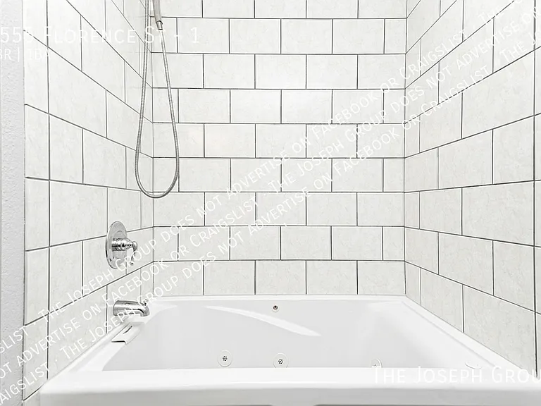 1555 Florence St #1 — Photo 14