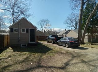 90 Cypress Rd, Wrentham, MA 02093