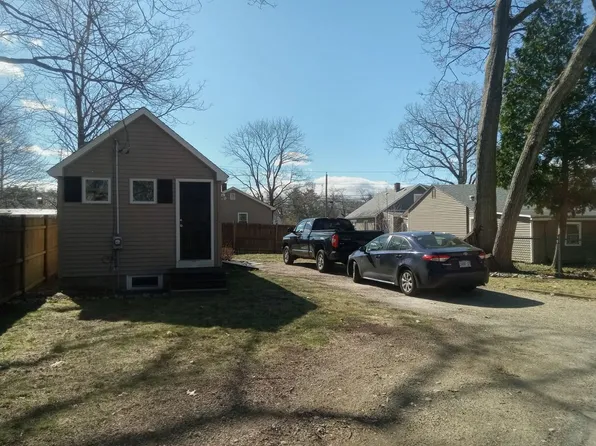 90 Cypress Rd, Wrentham, MA 02093