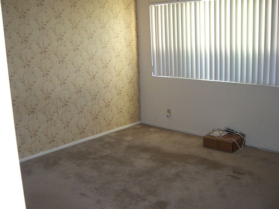 2nd image of 14233 Foothill Blvd Unit 8