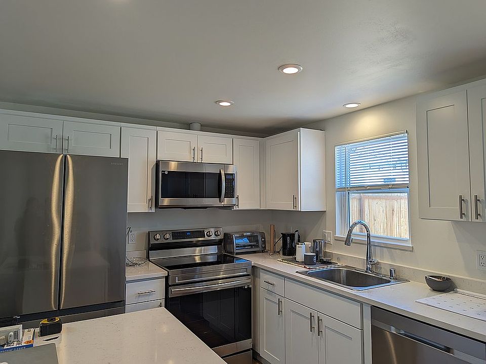 1st image of 2908 S 15th St #B