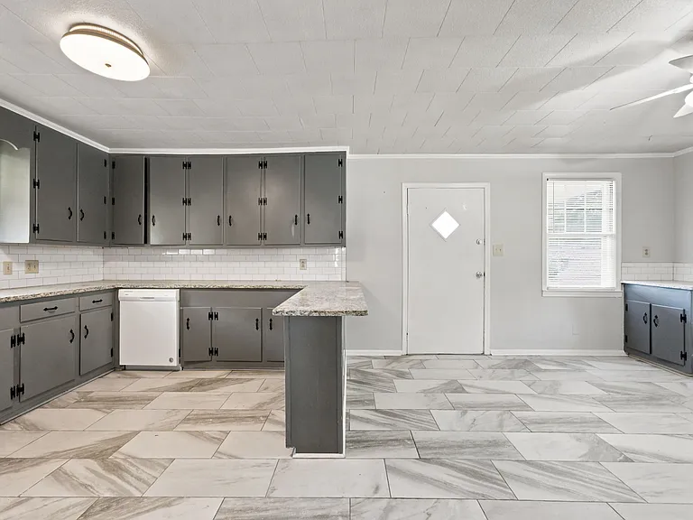 3604 Hydrangea St — Photo 12