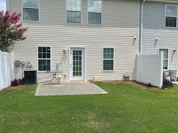 3rd image of 168 Turtle Creek Dr