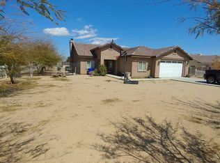 14510 Luna Rd, Victorville, CA 92392