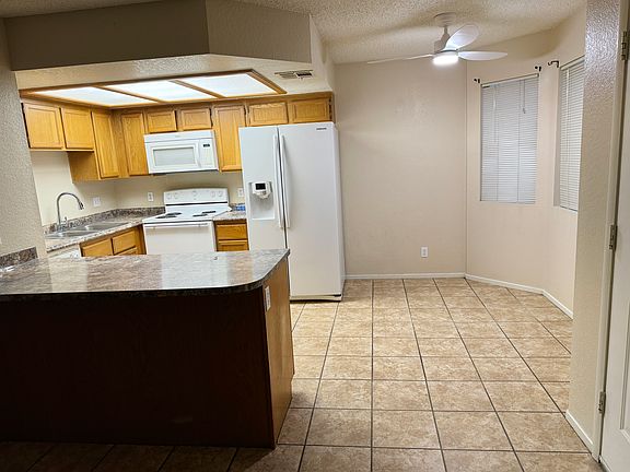 4th image of 1329 Cinder Rock Dr Unit 102