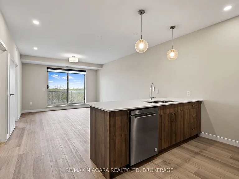 118 West St #703 — Photo 8
