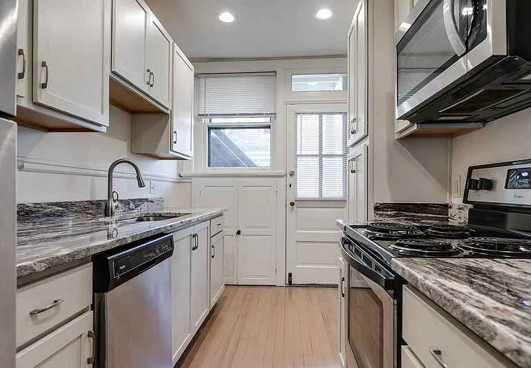 3400 Grove Ave #2 — Photo 9