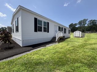 517 Barrington Rd, Macungie, PA 18062