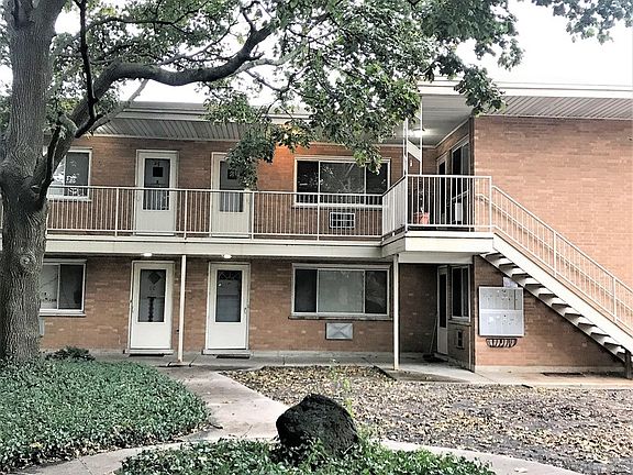 4th image of 4215 W 95th St APT 1A