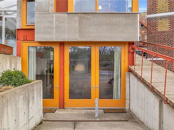 3rd image of 7 Cobourg St