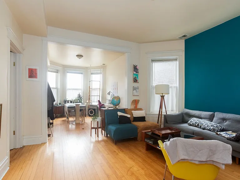 1650 N. Rockwell — Photo 13