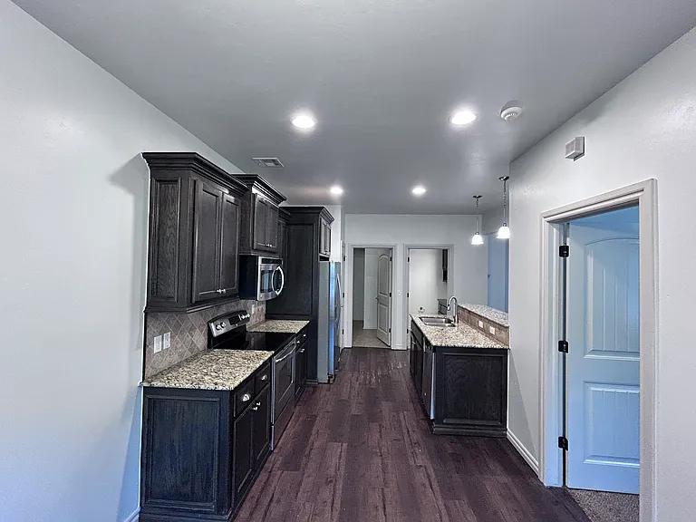 12003 Jadesdale Cir — Photo 36