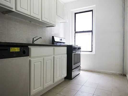Rented by Crosstown Apartments NYC | media 13