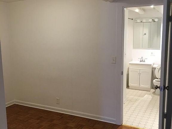 4th image of 544 W Fullerton Pkwy Unit G