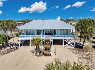 617 E Gorrie Dr, Saint George Island, FL 32328