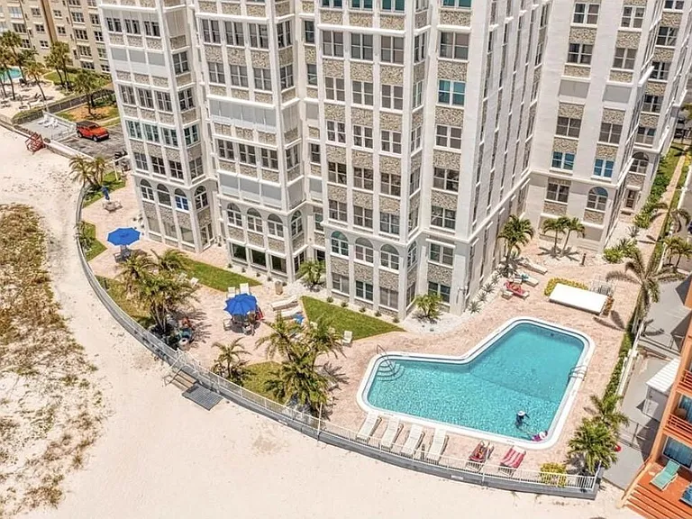 4950 Gulf Blvd #501 — Photo 2