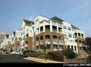 2711 Bellforest Ct APT 104, Vienna, VA 22180