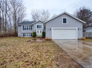 1039 Durham Rd, Muskegon, MI 49441